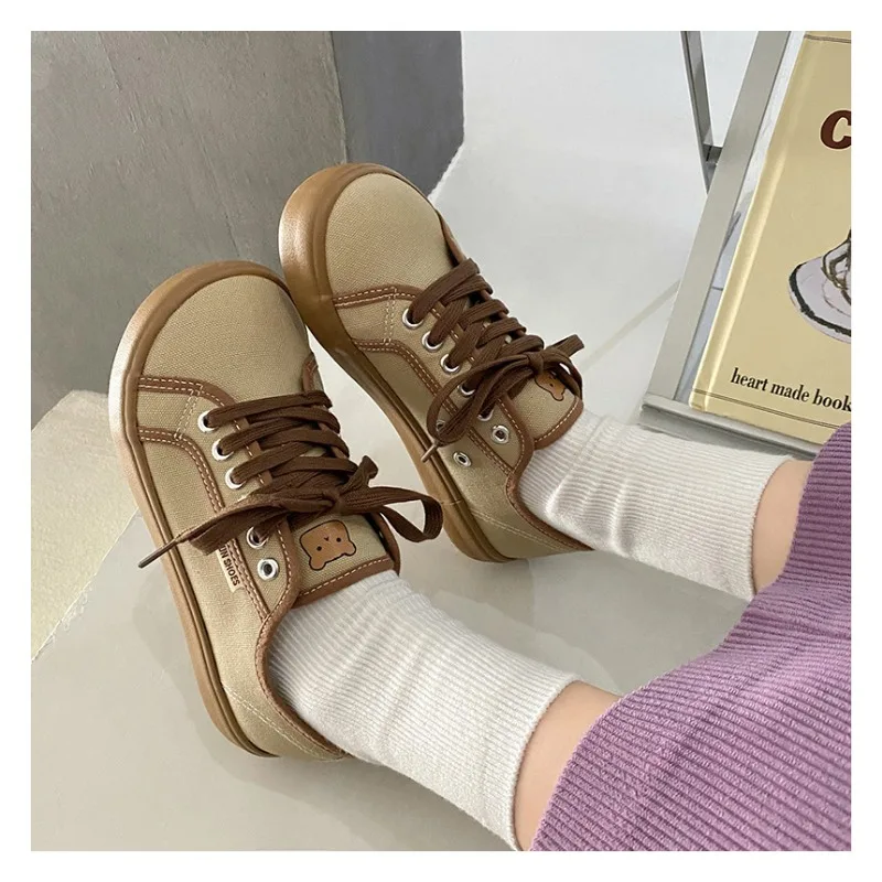 Designer Sneakers Canvas Shoes Women Low Top Sneakers Wide Toe Lace Up Zapatos Shoes 2023 Girls Red Blue Sneakers Girls Tenis