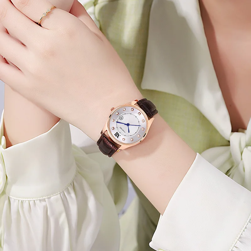 Women Quartz Watch Luxury Female Watch Casual Lady Wristwatch Korean Fashion Diamond Embellished Calendar Leather Strap Student