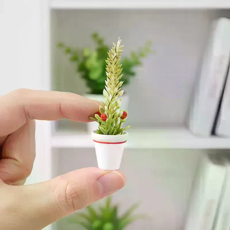 Mini Christmas Potted Tree Model 1/12 Artificial Plant Ornament for Miniature Cake Scene Dollhouse Xmas Decor