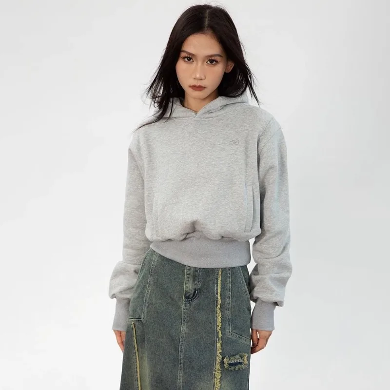 

American Retro Short Hoodie Women's Autumn Versatile Solid Color Pullover Tops Girls Simple Hooded Coat Clean Fit Street Wear