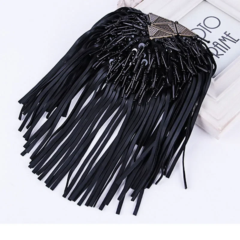 1PCS Leather Tassel Shoulder Decoration Stage Brooch Epaulets Epaulettes Spikes Escapulario Women Blazer Accessories Coat Suit