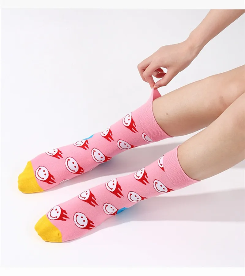 Chaussettes en molleton de coton élégant pour femmes, joli coeur, chaussettes heureuses, dessin animé Harajuku, robe mignonne pour filles, nouvelle mode, 25 motifs, drôle