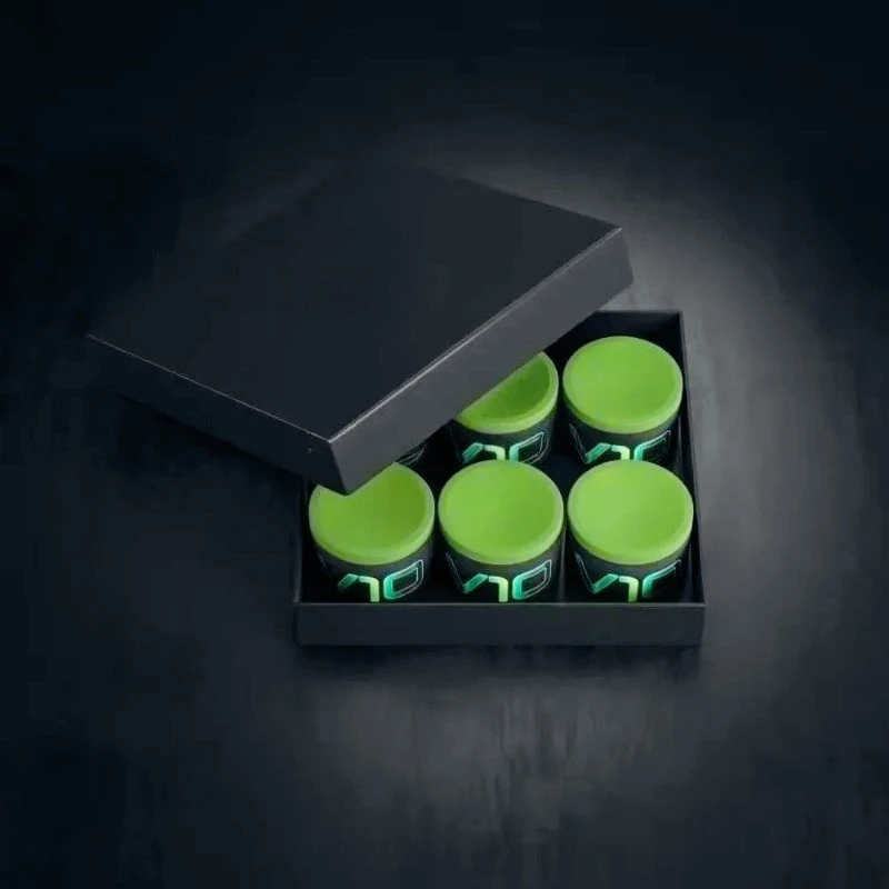 

2025 hot-selling original Taum chalk V10 blue-green chalk high-quality snooker table accessories tips