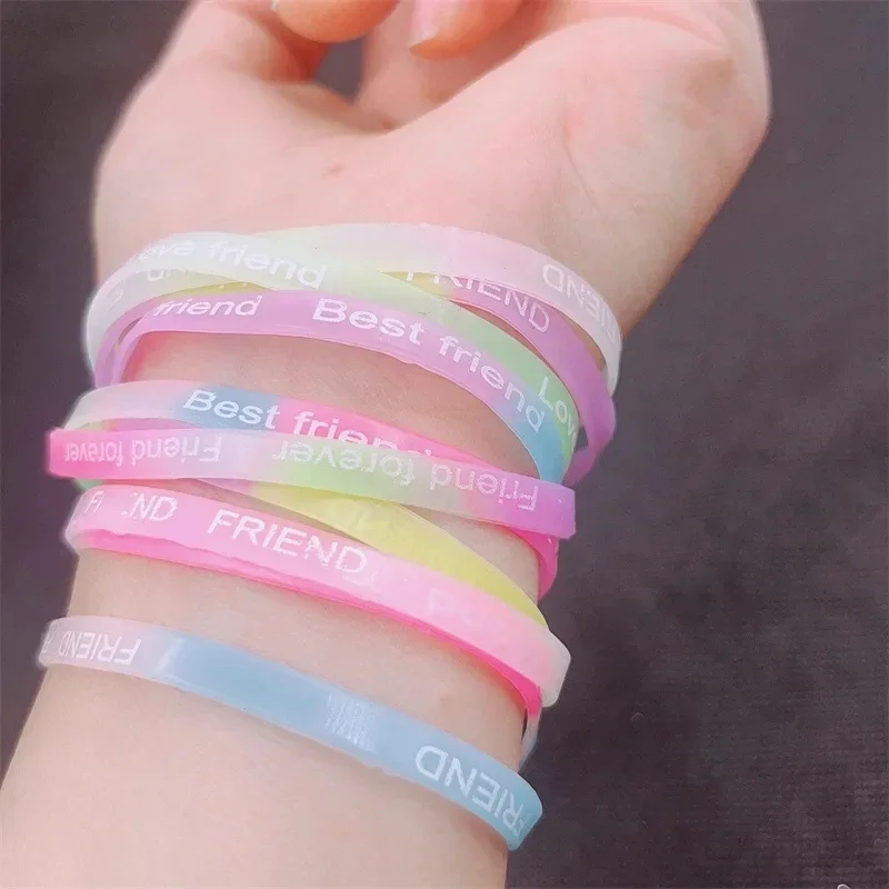 10/20/30 Pcs Wholesale Fluorescent Bracelets English Letter Simple Glow Colored Silicone Bracelets Party Gifts DIY Accessories