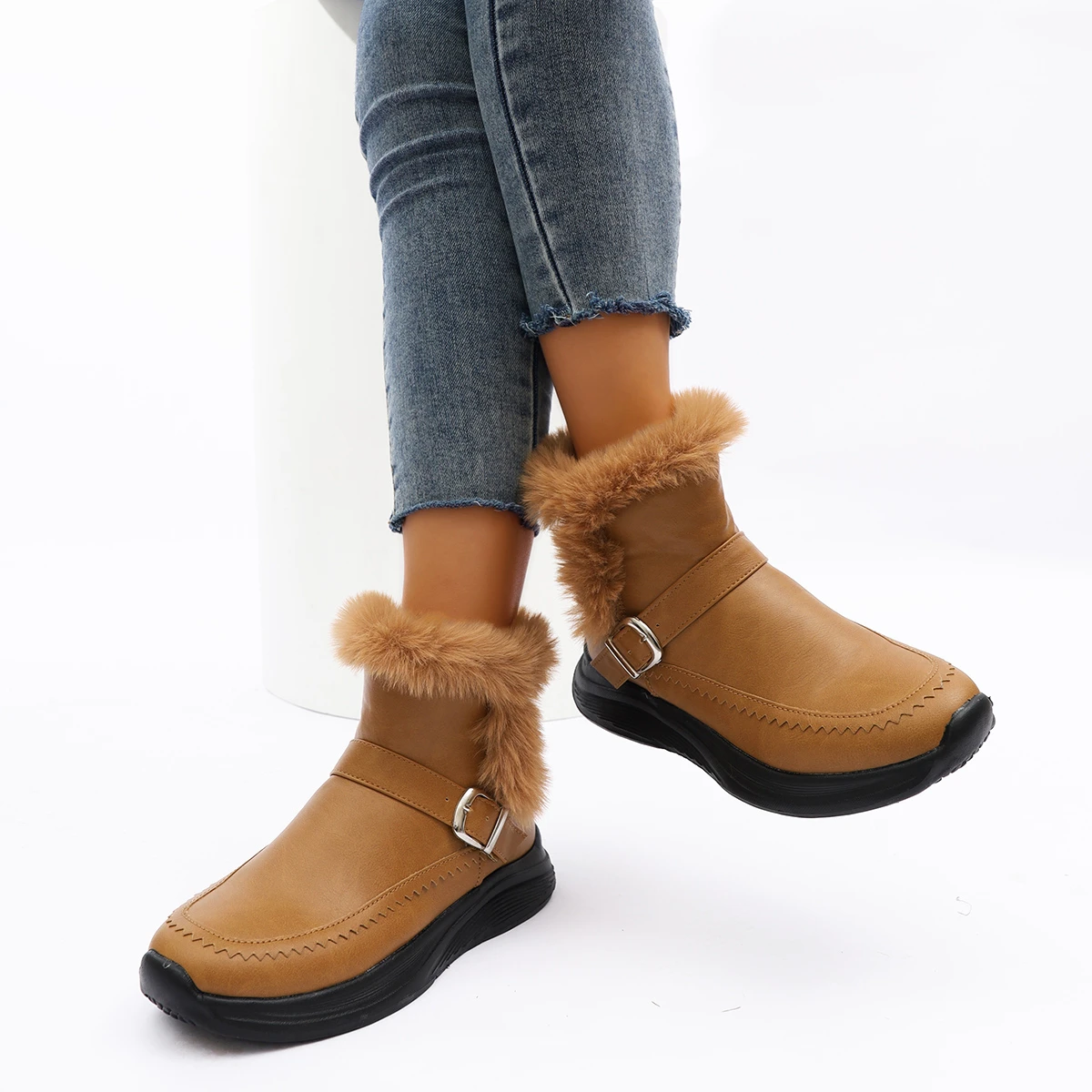 2026 Winter Neue Mode Damenstiefel Verdickte Warme Baumwollschuhe Wildleder Dickbesohlte Rutschfeste Damen-Sneaker Lässige Schneestiefel – Detail 27