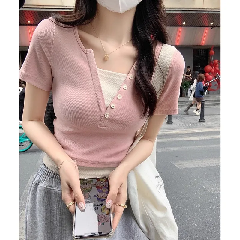 

Shoulder Length T-shirt with Short Sleeves for Women, New Color Blocking Fake Two-piece Design Sense, Top Slim Fit Short Style