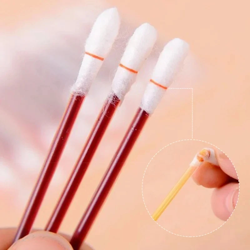 Disposable Iodine Alcohol Disinfectant Cotton Swab Nursing Supplies, Used For Disinfecting Wounds And Outdoor Survival First Aid gallery 1