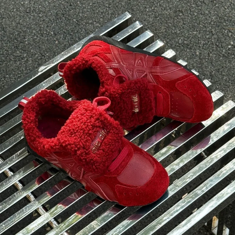 

Genuine Leather flat bottomed women's casual snow shoes fashionable sports warm and plush cotton shoes