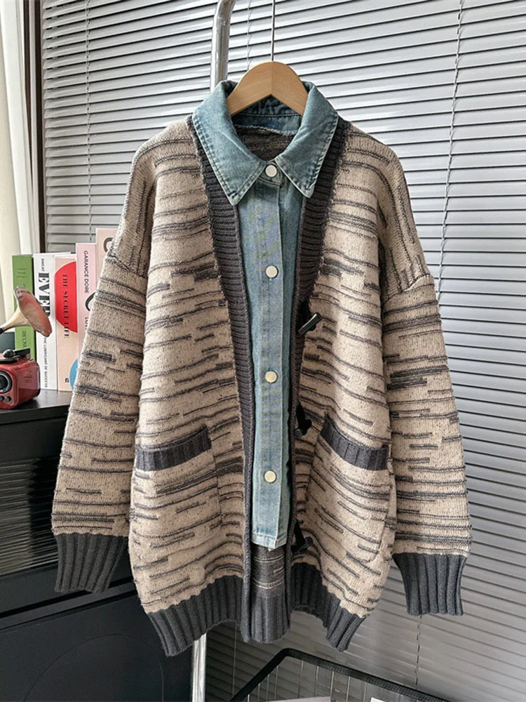 

Denim Spliced Knit Stripe Coat Women's Autumn Winter 2023 High Quality Cow Horn Single Breasted Cardigan Sweater X626