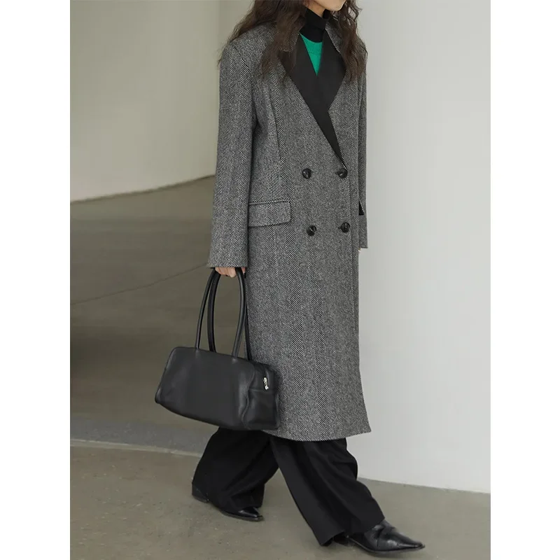 

[Clearance specials are non-refundable and non-exchangeable] Autumn and winter new coat long neckline splicing wool coat women's