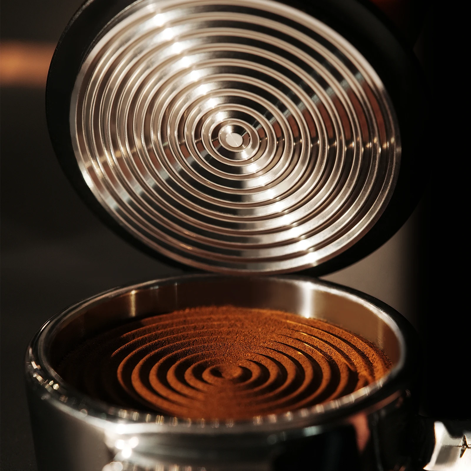 MHW-3BOMBER Knight Impact Tamper 4-Spring Espresso Tamper مع 30lbs ضغط ردود الفعل سدادة قهوة لدك القهوة الدقيق