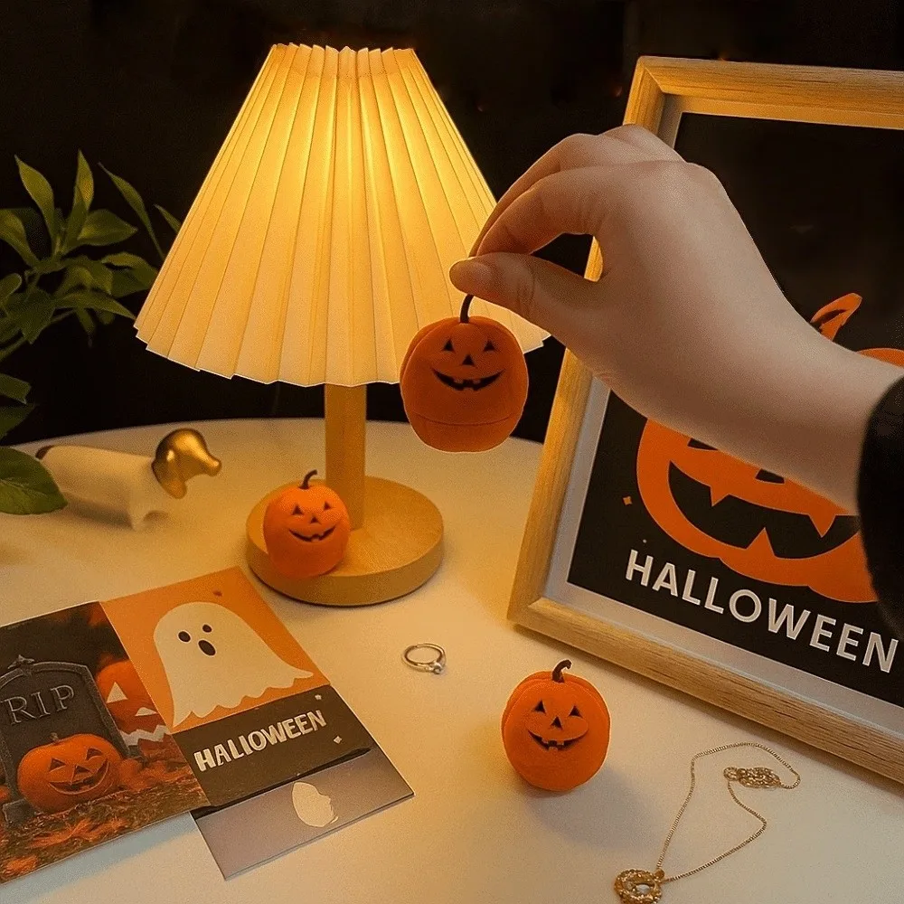 

Wedding Halloween Jewelry Box Anti-collision Orange Pumpkin Rings Box Storage Mini Flannel Jewelry Organizer Couples