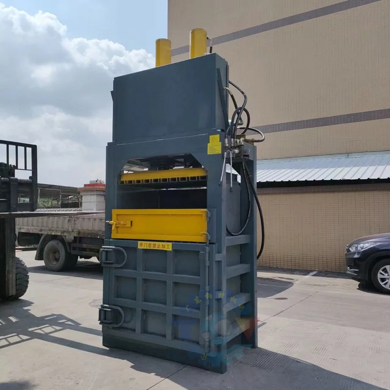 Presse à balles verticale hydraulique pour papier résiduel