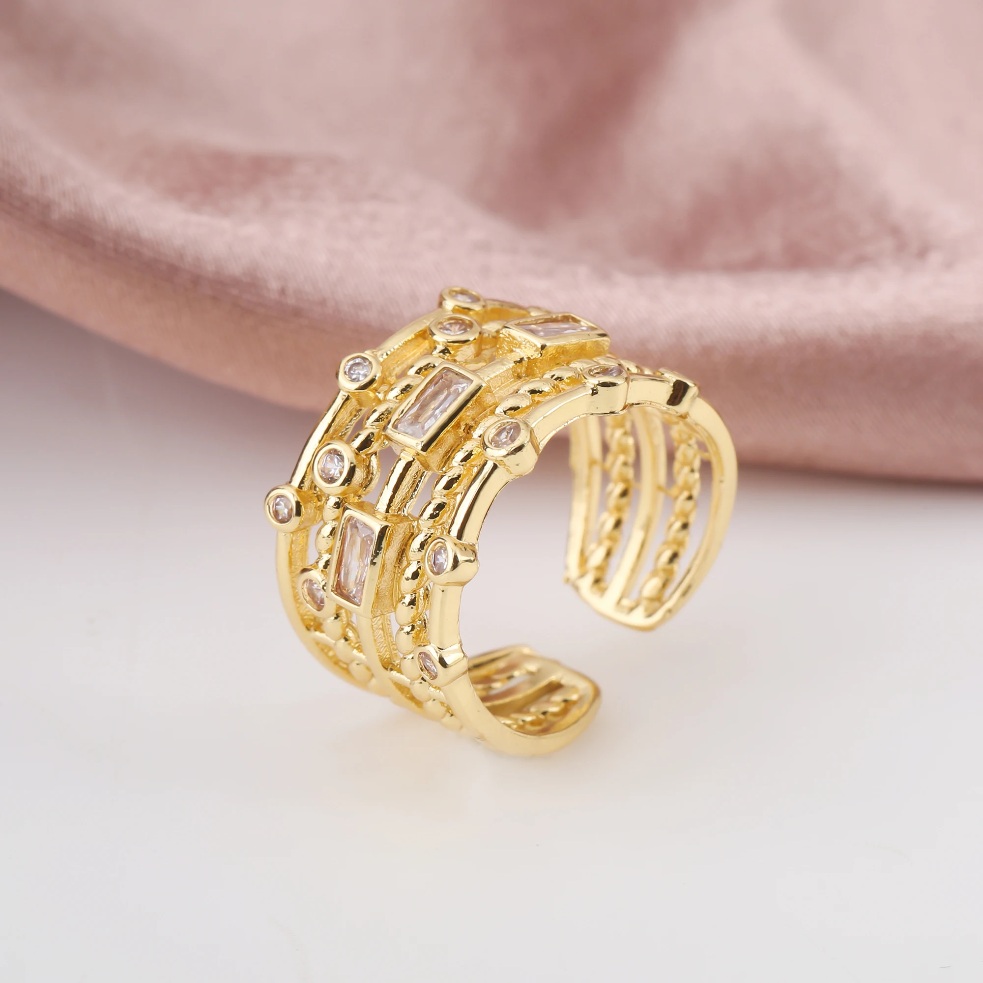 Fashion Geometric Shiny Cubic Zirconia Glamour Woman Adjustable Ring Personalized for Party Daily Wear Jewelry Gift Accessory