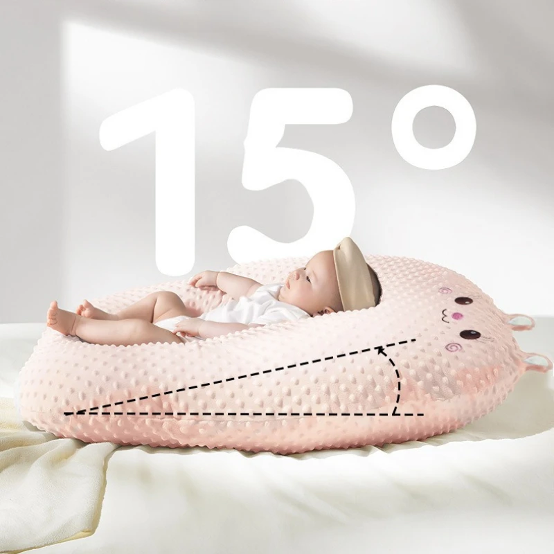 Picture 4: Newborn Lying Down Feeding Bed Baby Anti-spitting Slope Pad Breastfeeding Pillow, Artifact Plus Size Sleeping Baby Bed in Bed