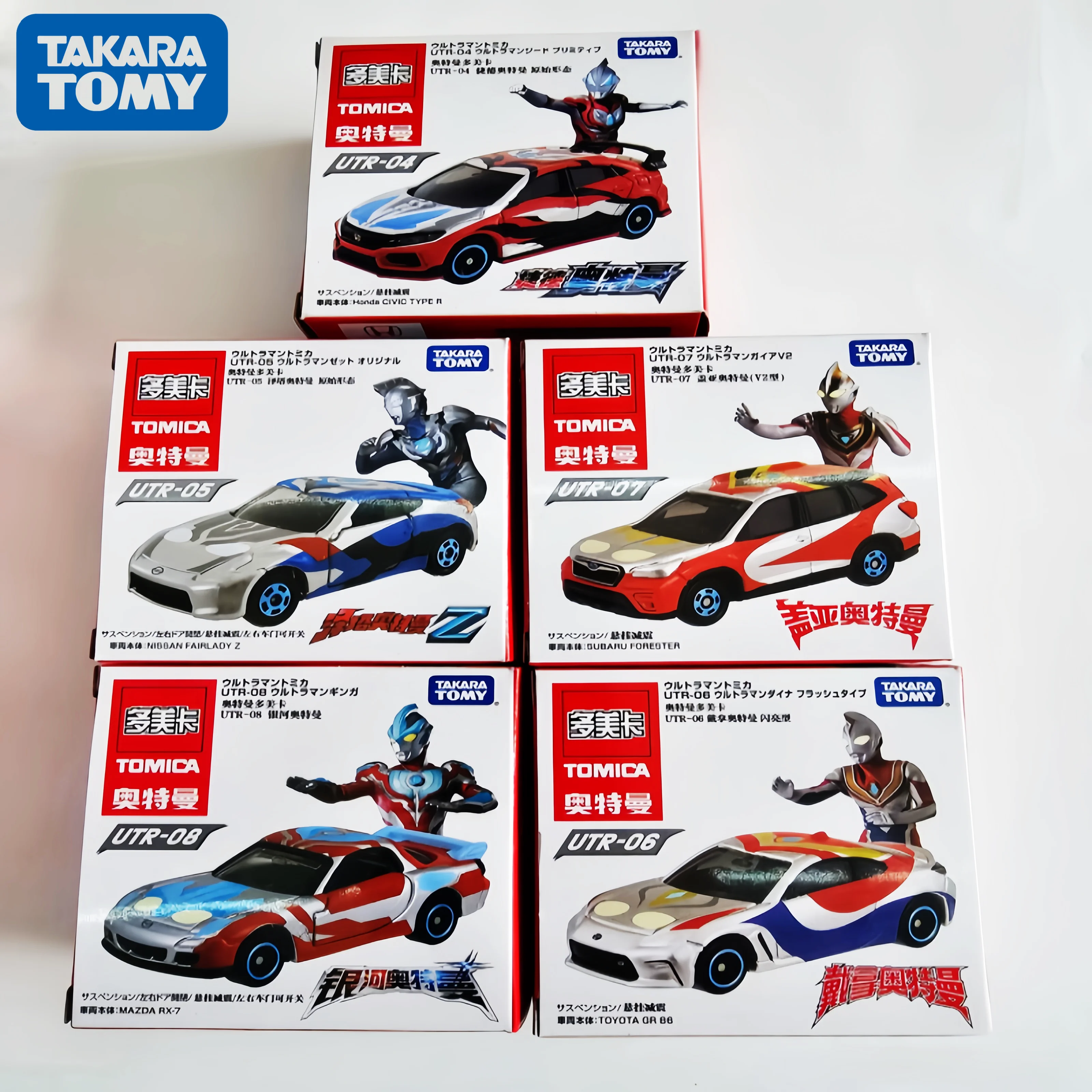 

В наличии Hot Takara Tomy Utc Ultraman Kamen Rider Tiga Zero Geed Blazer, модель автомобиля из сплава, масштаб, коллекционная машина, игрушки, подарки