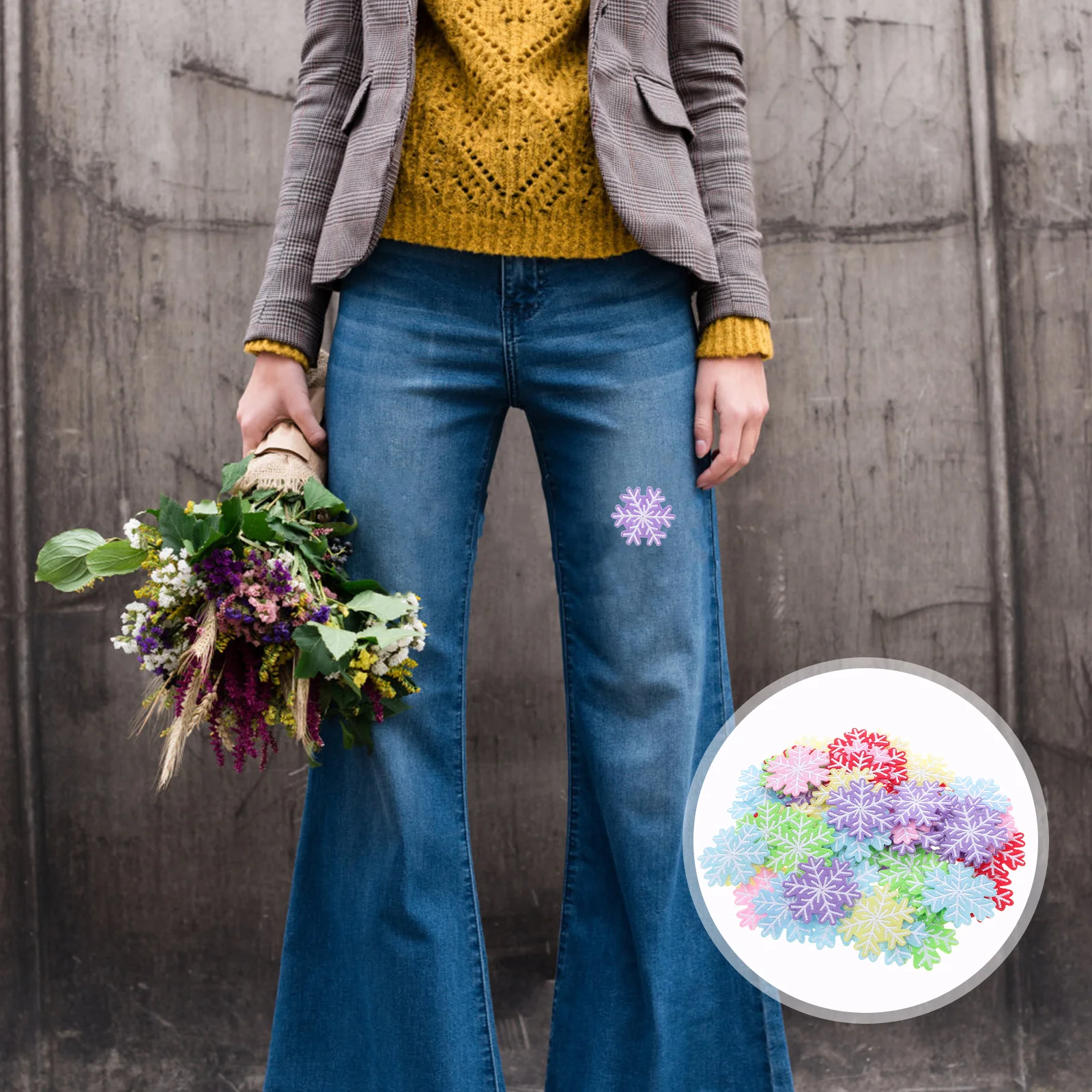 60Pcs Christmas Snowflake Patches Cute Embroidered Appliques for Women Wear Bags Hats Holiday Craft Decoration Sewing