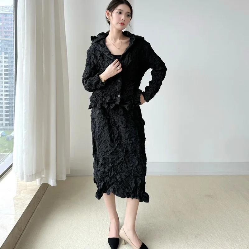 

Miyake Pleated Thin Hooded Cotton Jacket Women's Autumn Winter Black Cardigan Jacket Peplum Half Skirt 2 Piece Set Origami Fold