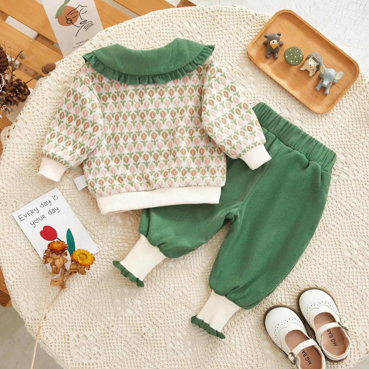 Autumn Winter Children\'s Velvet Set Baby Girl\'s Green Flower Turn Down Collar Pullover Cotton Tops 2Pcs Suit Loose Thicked Pants