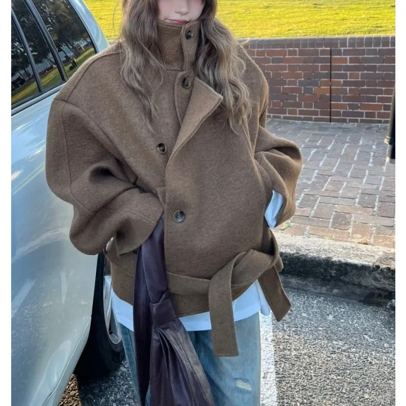 American Retro High-end Coffee-colored Woolen Coat Turtleneck Short Woolen Overcoat, New Style for Spring and Winter