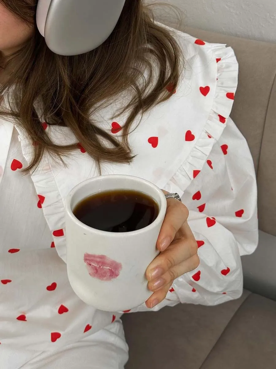 Blusa de algodón de manga larga con volantes para mujer, camisa de gran tamaño con cuello Peter Pan, estampado de corazón, Tops de verano