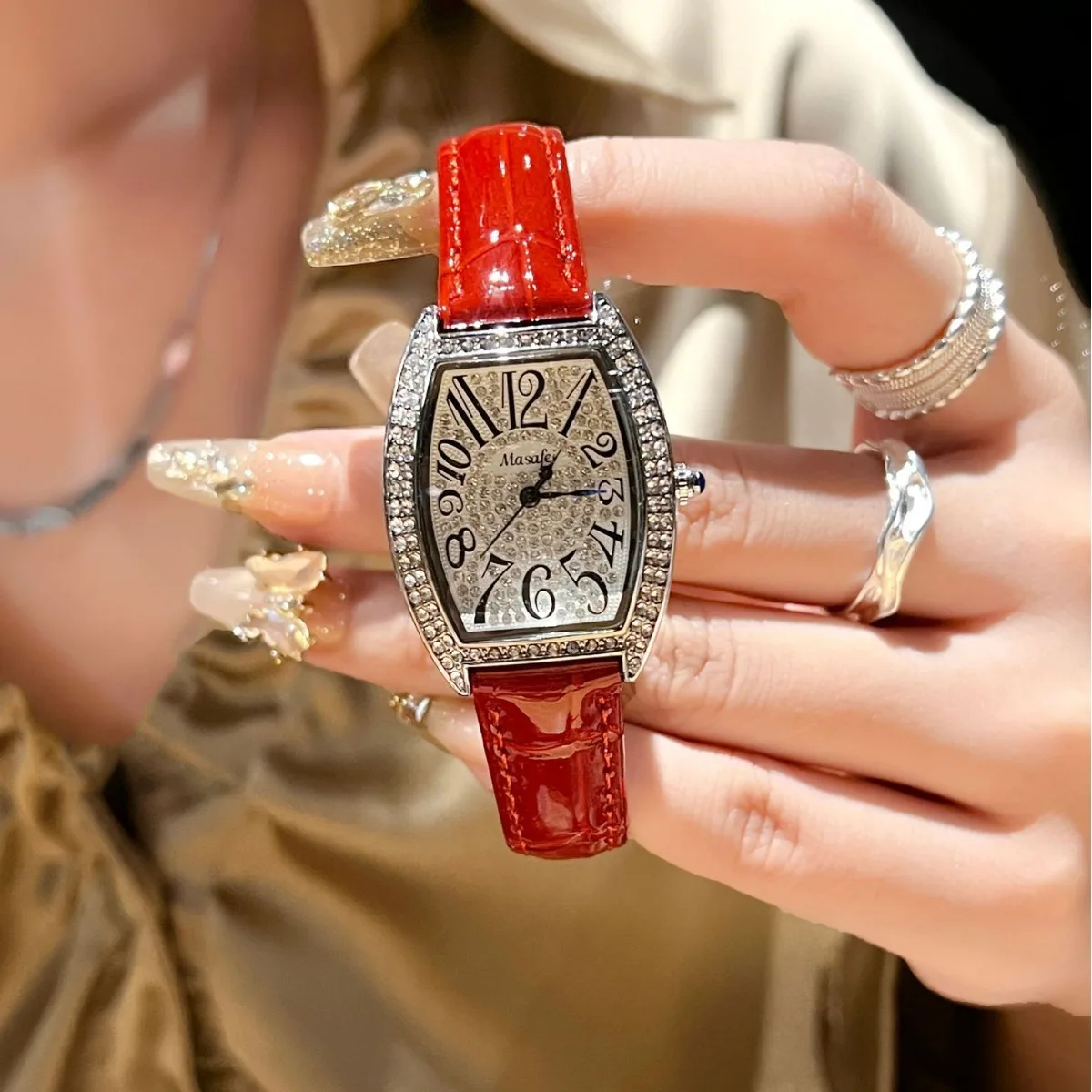 

Best Selling Full DiamondTonneau Watch For Women Watches Exquisite Compact Dial Luxury Watch Bracelet AAA Clock Reloj Mujer