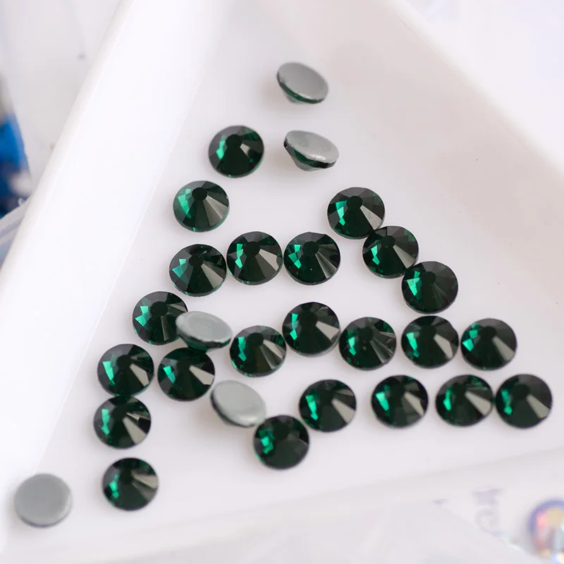 

Emerald Hotfix DIY Crafts Sewing Crystals Flatback Needlework Green Iron On Jewelry Making Rhinestones For Cap Dancing Dress