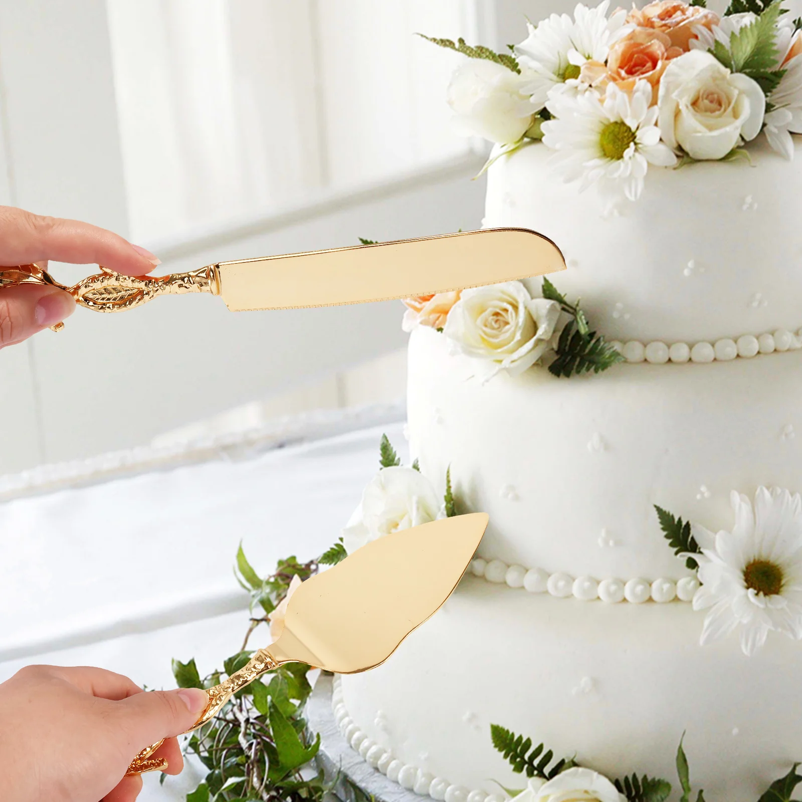 2Pcs Cake Knife Shovel Set Golden Vintage Zinc Cutlery Set Wedding Gift Cake Cutting Tools Wedding Birthday Party Supplies