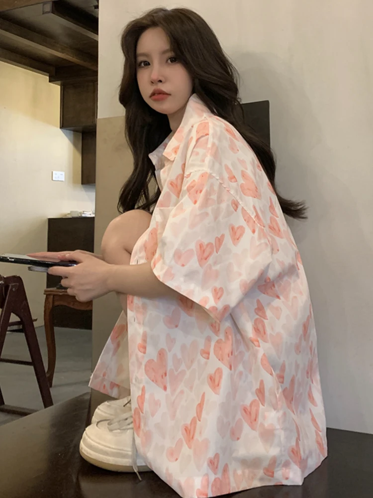 

Retro Hong Kong Sle ort Sve Floral irt Women's 2024 Love Heart Print Design Sensation Small Cro Sunscreen Top Summer