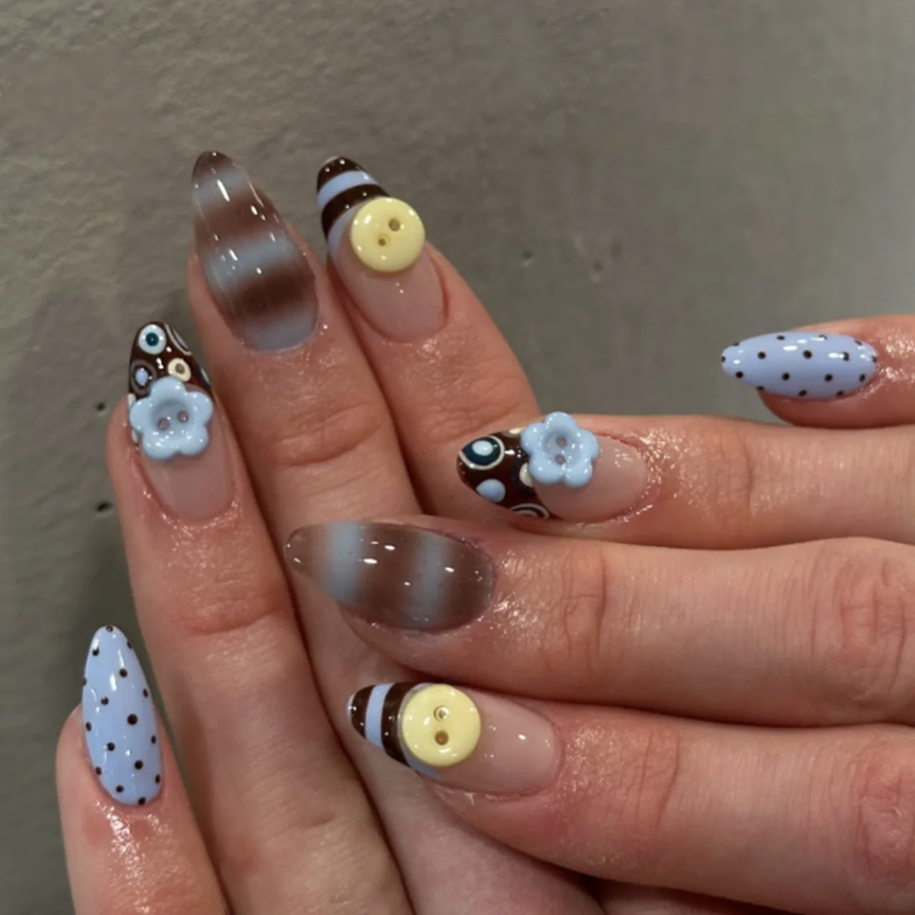 

24Pcs 3D Cartoon Button Design Fake Nails Stripe French Polka Dot Press on Nails Tips Almond Detachable Full Cover False Nails