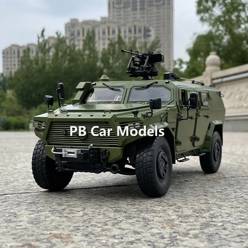 Domestic original car model CSK181 warrior three generations 1:18 alloy simulation car model armored car model