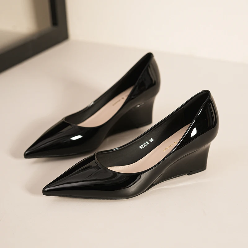 

Fashion Women Pumps Sexy Shallow Mouth Patent Leather Wedge Heel Shoes Party Career Commuter Medium Heel Single Shoes