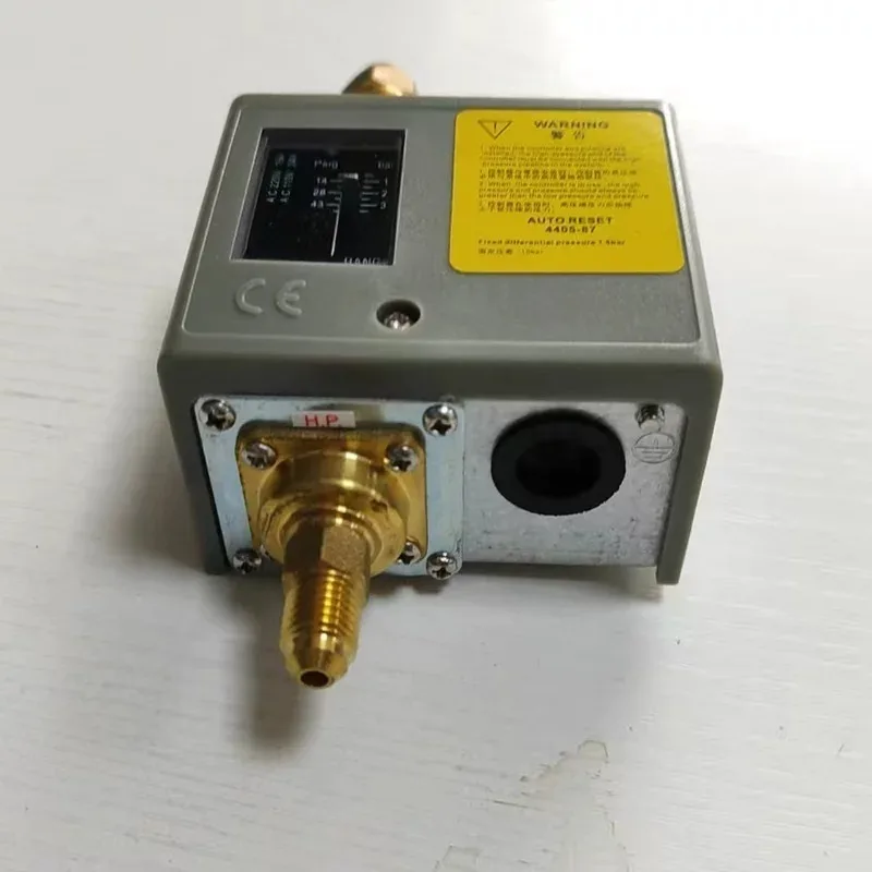 Hanzhong RC2 Screw Compressor Oil Differential Pressure Controller 4405-87/FSD35CHE