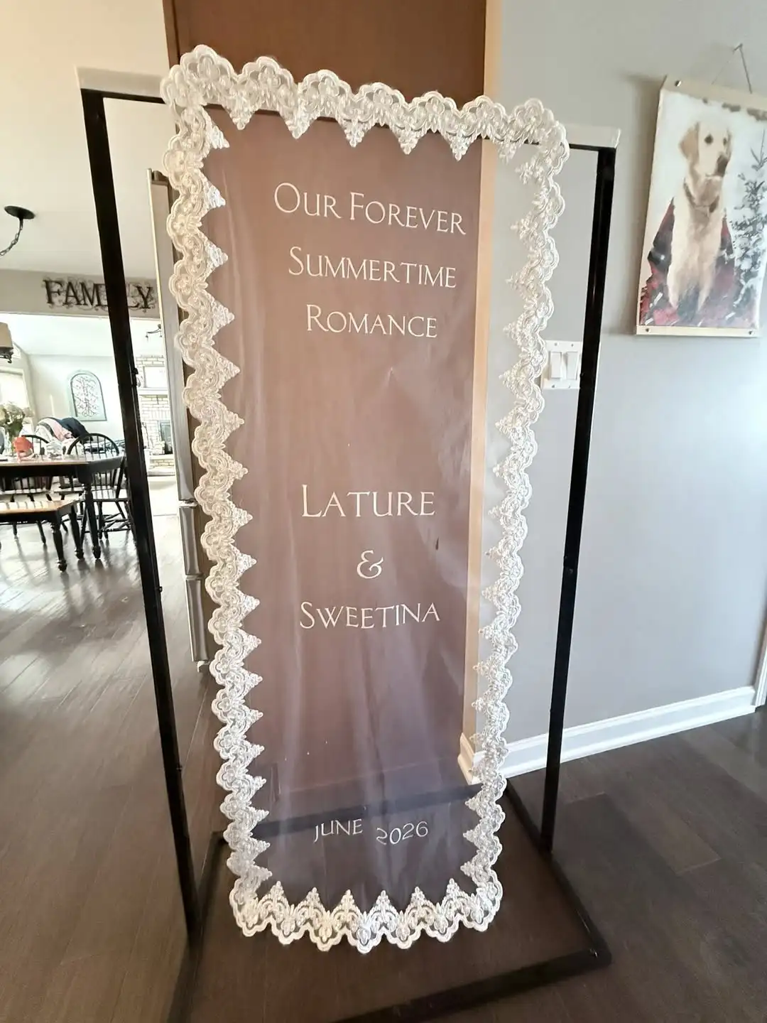 panneaux-de-bienvenue-de-mariage-personnalises-topqueen-bannieres-de-mariage-modernes-en-tissu-semi-transparent-pour-l'exterieur-panneaux-faits-main-en-dentelle-semi-transparente-yf