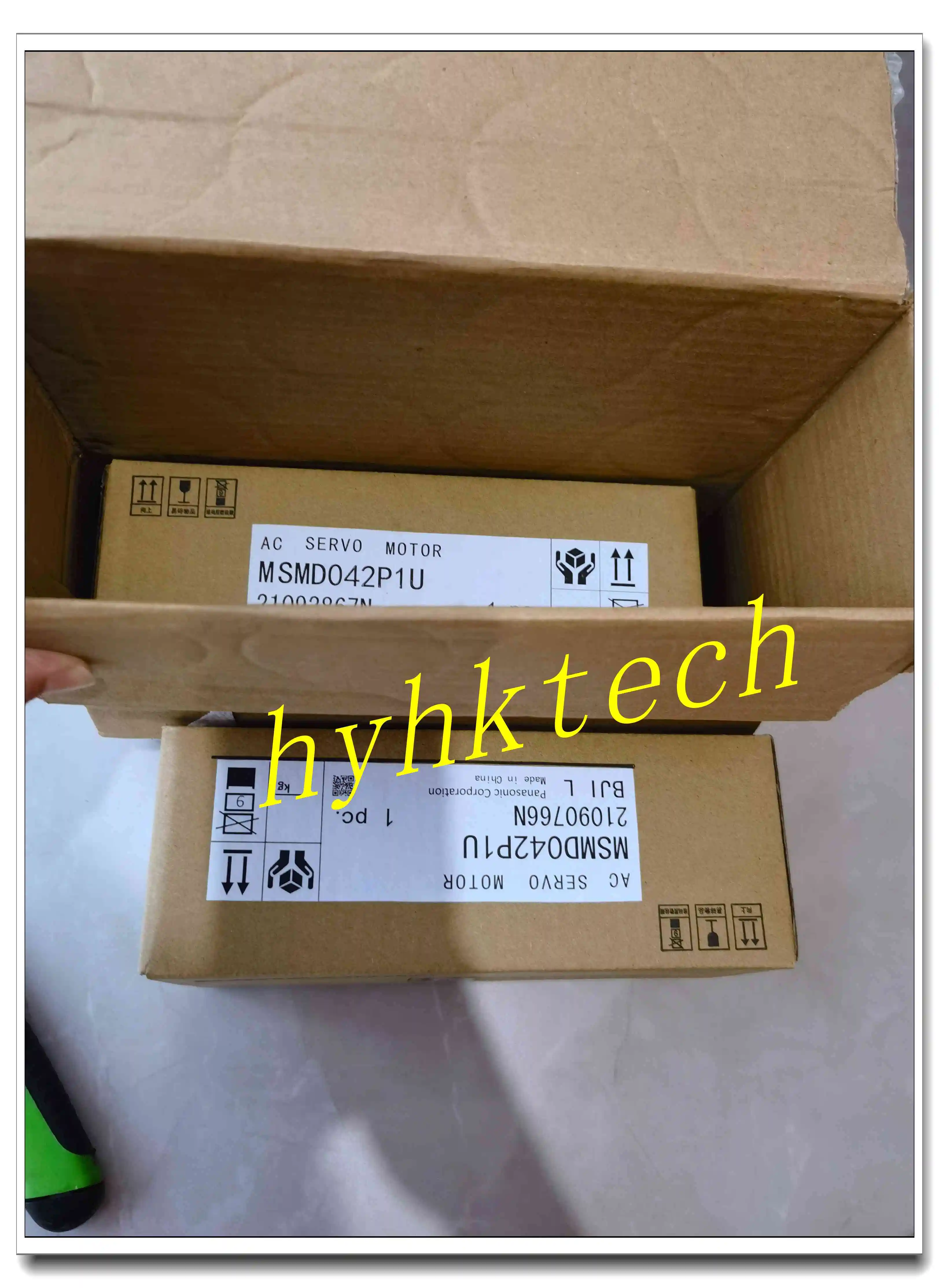 Supply MSMD042P1U MSMD042P1C  MSMD042P1S new&original AC servo motor,100% tested before shipment