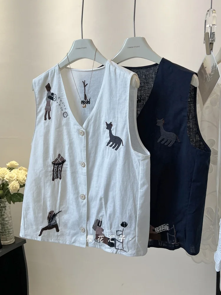 

plus Size Women's Embroidered V-Neck Sleeveless Shirt Summer Slimming T-Shirt Cover Belly Casual Comfortable Breathable