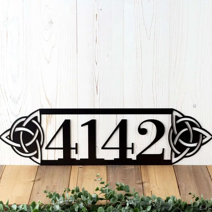 1pc doorplate individual funny Customized Name Iron Wall Signs Iron Wall Plaque For Wall Decor