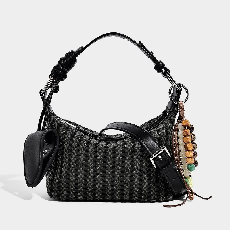 

High-End Elegant Leather Diaper Bag: Luxury Crossbody Handbag For Women With Vintage Designer Style And Large Tote Capacity