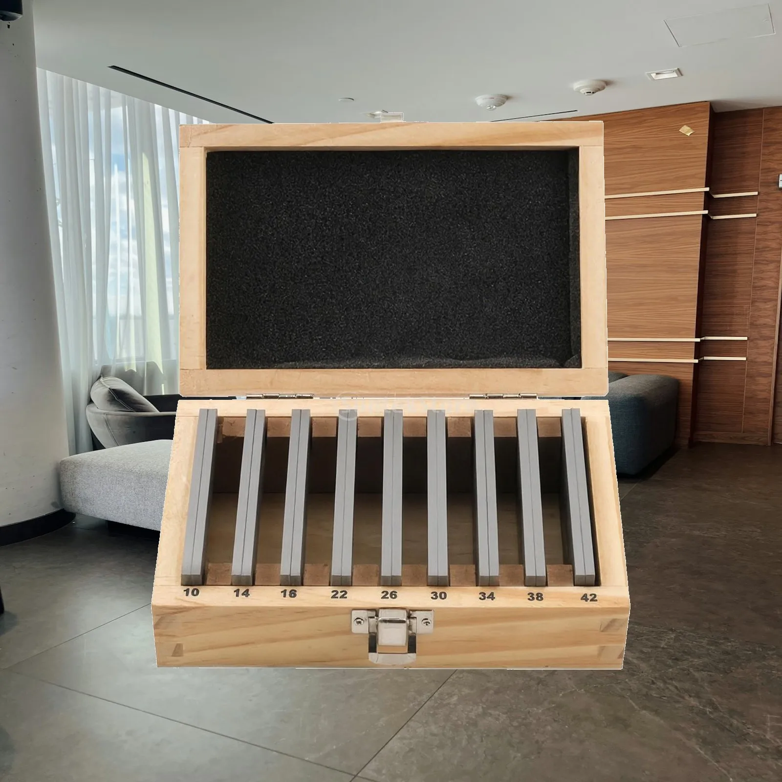 Workholding Parallel Block Set for Machining Alloy Steel Hardened Surface with Wooden Organizer Case