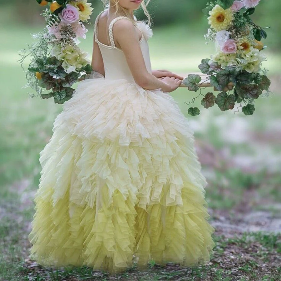 Vestidos de niña de flores personalizados, apliques de tul para boda, vestido de baile con tirantes plisados amarillos, vestido de primera comunión para fiesta de desfile de niños