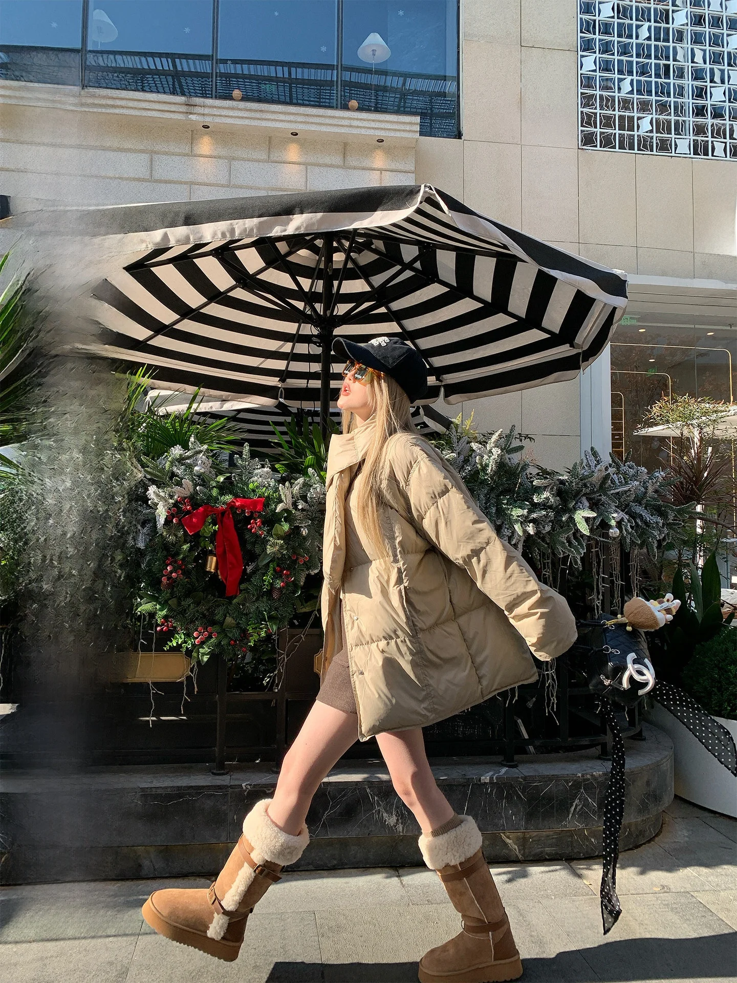 

Pearl Tear ine 9C Women's down Jaet White Du Feather Bread Sle Coat Winter Outerwear with Scarf Trendy Ladies' Warmth