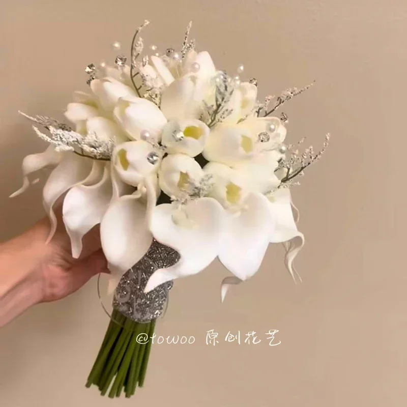 Realistic bouquet bride wedding simulation flower high-end tulip calla lily wedding photo certificate photo bouquet