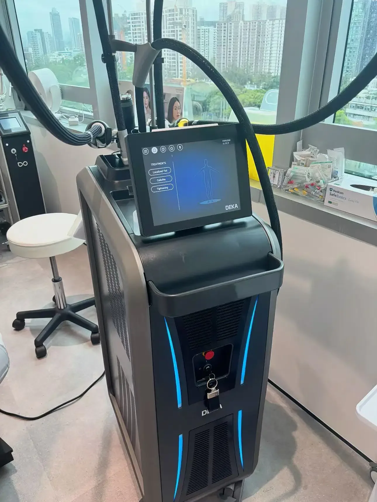 Onda Pro Machine Cryo Fat Reduce Machine Body Contour Cellulite Removal & Skin Tightening System For Spa Clinic Wholesale