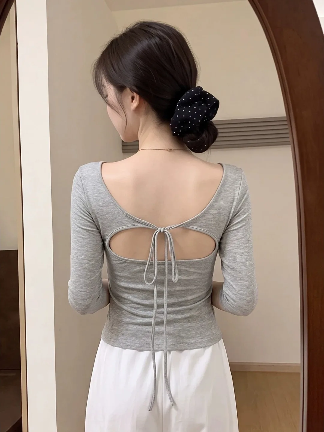 Elegant Short Women's T-shirt with Belt Back Hollow out Design Summer Grey Half Sleeve Korean Style Breathable Casual Top