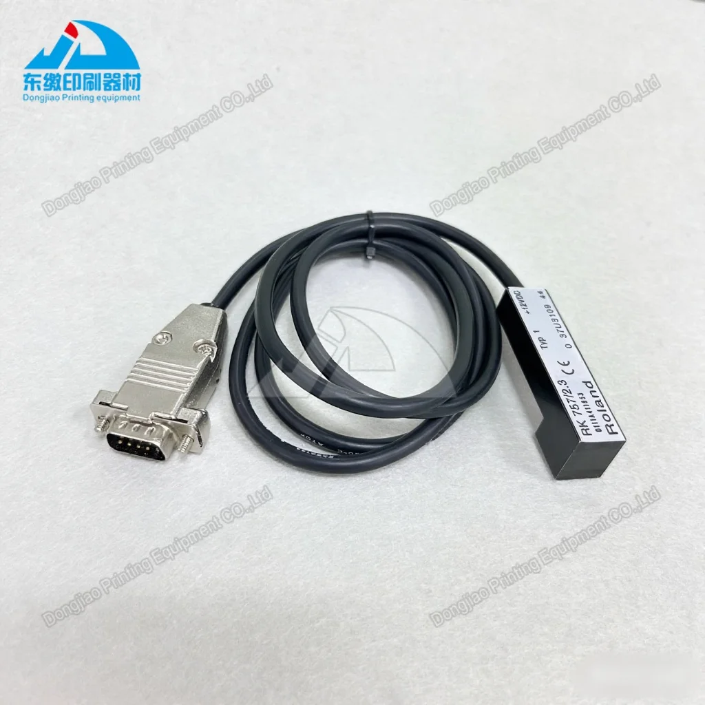 1 pezzo di alta qualità 037U310944 RK 757/2.3 sensore per Man Roland macchina da stampa offset pezzi di ricambio sensore RK 757/2.3