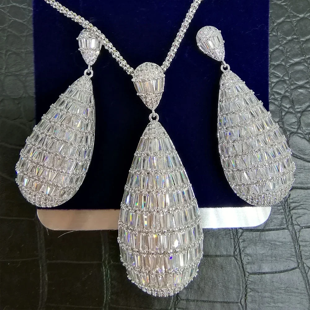 

Soramoore Luxury Women Wedding Top AAA Crystal Waterdrop Pendant Earrings Necklace Jewelry Set New Design Fashion Shiny Gift