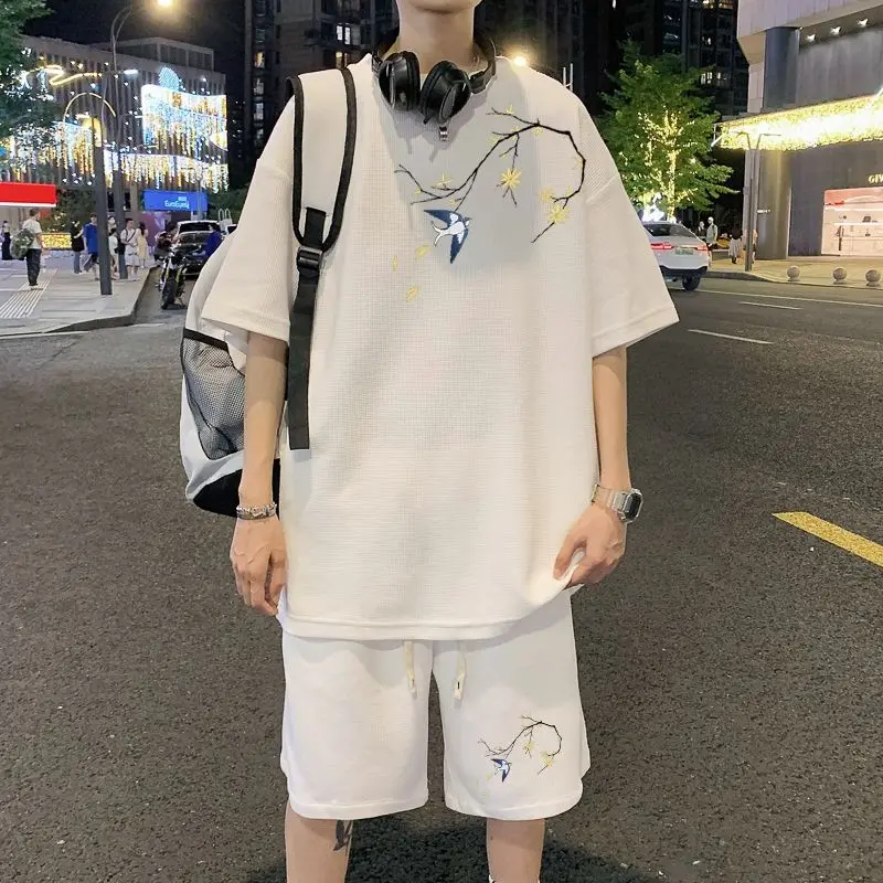 

Male T Shirt Short Sets Sports Suits Graphic Men's Shorts Set Print Luxury Quarter Sleeve High Quality 2 Piece Outfit Chic Basic