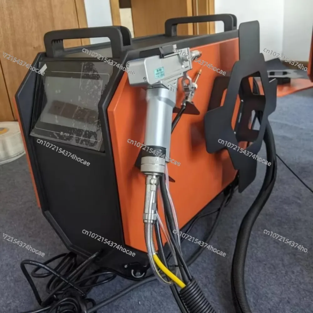 High Speed Fiber Laser Welder 2000W for Metal Welding Cutting and Cleaning Applications