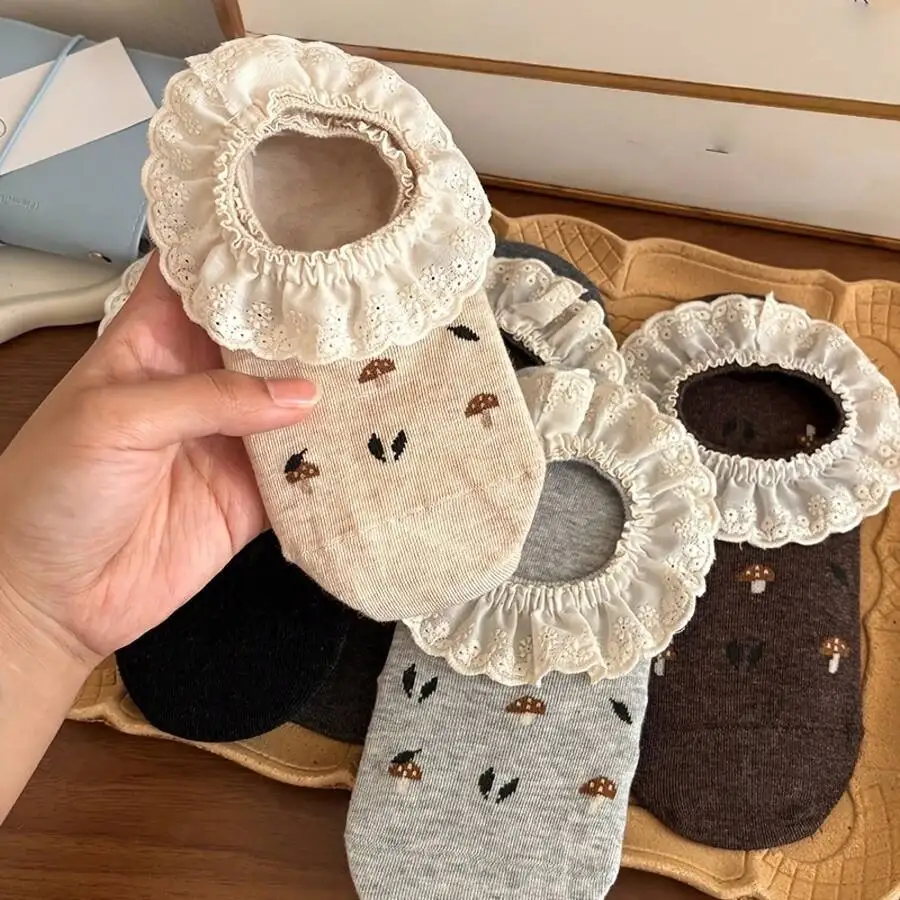 

5 Pairs Women Lace Ankle Socks With Mushroom Print, Korean Style Loafer Socks For Spring
