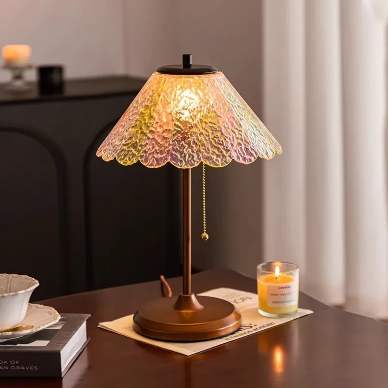 

French light luxury butterfly dream desk lamp American retro color glazed high-end bedroom bedside decoration atmosphere lamp